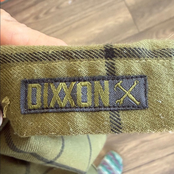 DIXXON women’s Olive free. Flannel button down size small - Picture 7 of 12